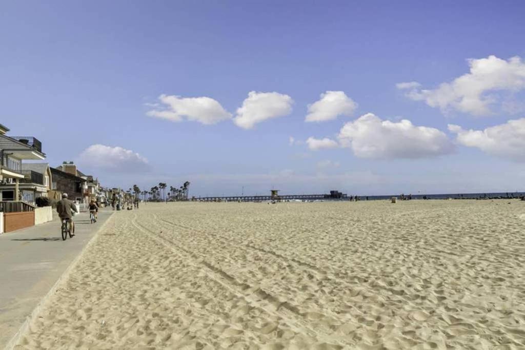 1000#1 Contemporary Home W/ Parking, Grill, & Ac! Newport Beach Exterior photo